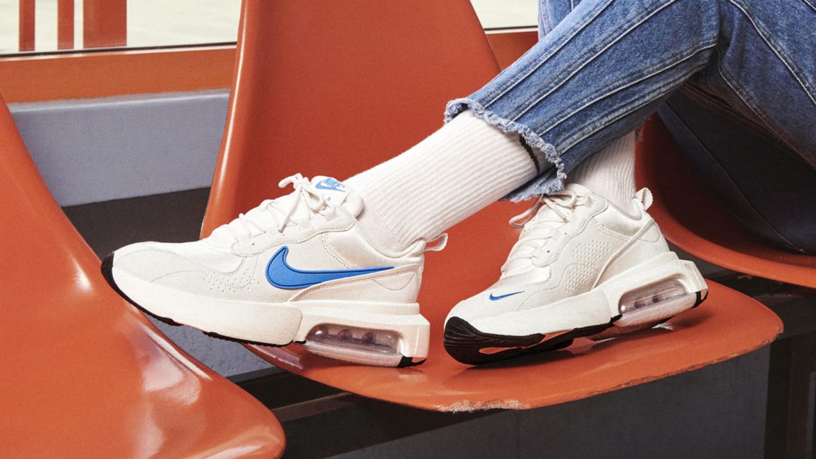 Nikeから90年代クラシックスタイルのランニング シューズが登場 She Golf